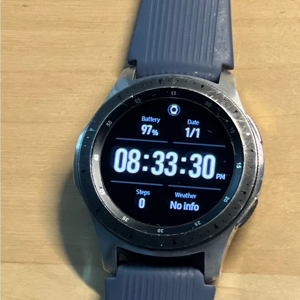 Samsung watch SM-R800 46 mm